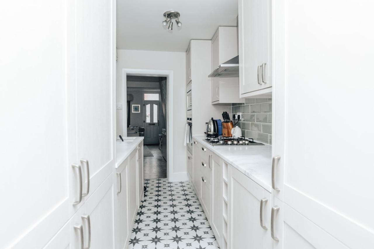 The Dragonfly - Central 2 Bedroom House Henley-on-Thames Exteriör bild
