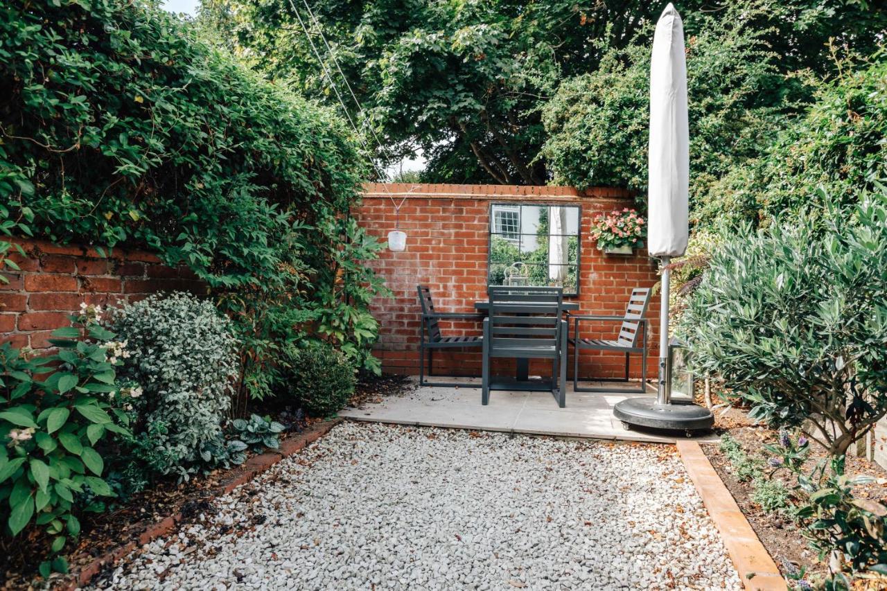 The Dragonfly - Central 2 Bedroom House Henley-on-Thames Exteriör bild