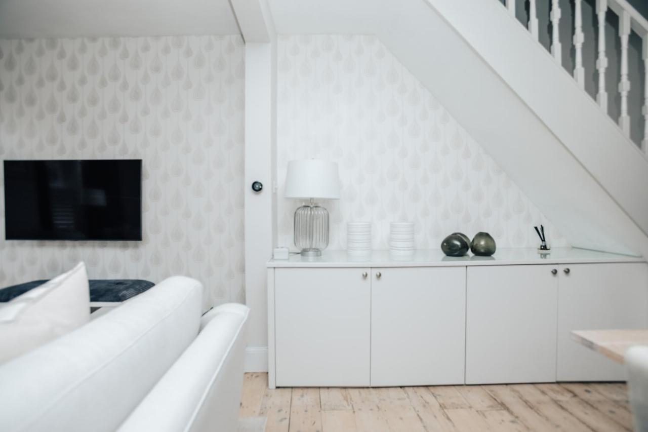 The Dragonfly - Central 2 Bedroom House Henley-on-Thames Exteriör bild